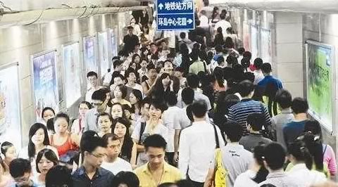 交警蜀黍给大一新生的四点忠告！