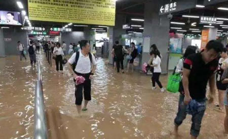 暴雨会不会使“水陆两栖型”汽车普及