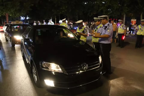 临汾交警：一瓶啤酒也是酒！啥借口也跑不了！