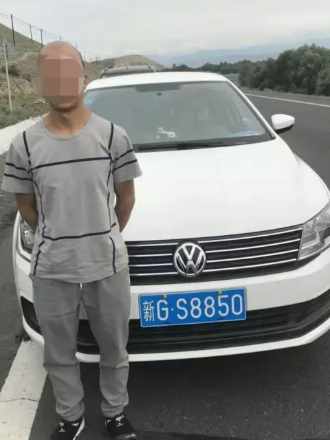 曝光:石河子交警查处两起无证驾驶违法行为