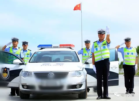 即日起到年底，喀什交警“四场战役”开展交通安全大整治