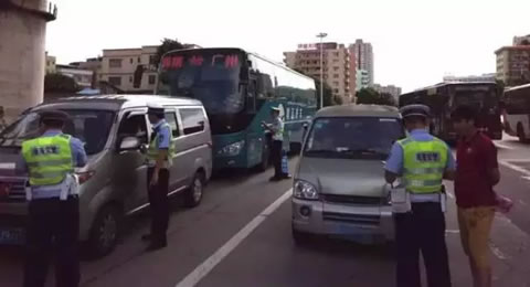 机动车违章三次以上不处理，交警扣证扣车，南海“清零”行动正在进行