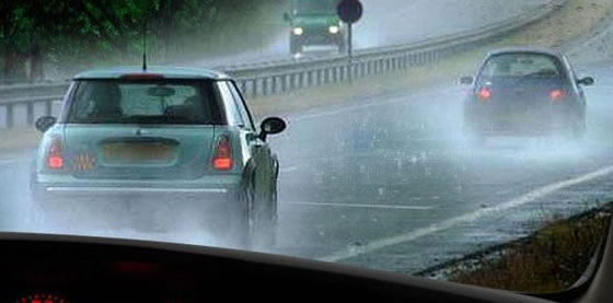 收到罚单，一看原来是暴雨惹的祸？