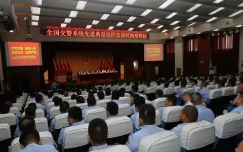 （图片来自：郑州交警微信号）