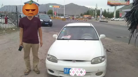 巩留一男子自作聪明持假证上路被查