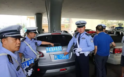 黑龙江交警部署开展“猎鹰行动”严厉打击车牌套牌假牌