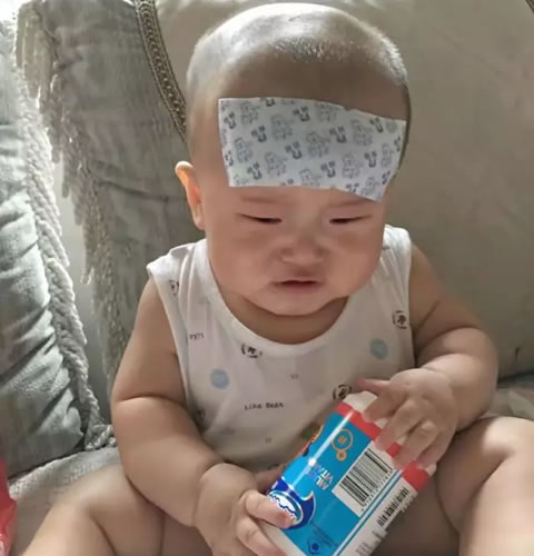 （张坤8个月大的孩子，反复高烧）