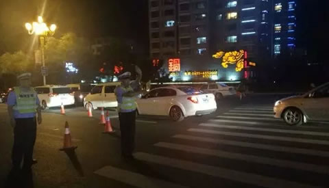 梅河口市交警大队在全市开展了查处酒驾整治统一行动