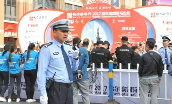 重逢“哈马” “痴心”依旧——2600名交警向“哈马”递交满意答卷