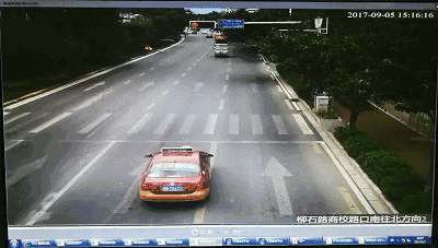 违法车辆号牌：桂BT8621