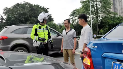 道路交通事故处理有争议? 柳州“一站式”联动调解！