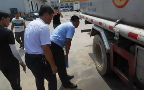 文登车管所集中开展整治行动