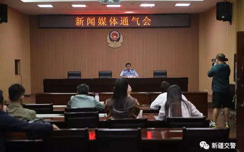 今日起全疆交警监控抓拍处罚逾期未审验车辆，一次3分200元！