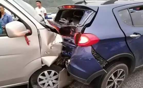 惊！渝北一司机5秒损失2万5千元，另外还被记2分...