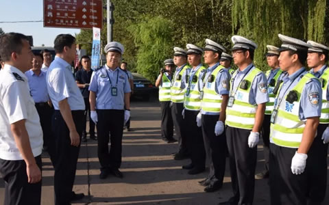 山西省公安厅杨景海厅长一行深入高速交警一支队检查指导工作