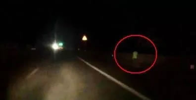 恐怖！昨夜有男孩在机场高速暴走三公里！原来竟发生这样的事…