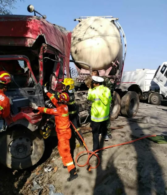 昨天，六安312国道发生一起交通事故！