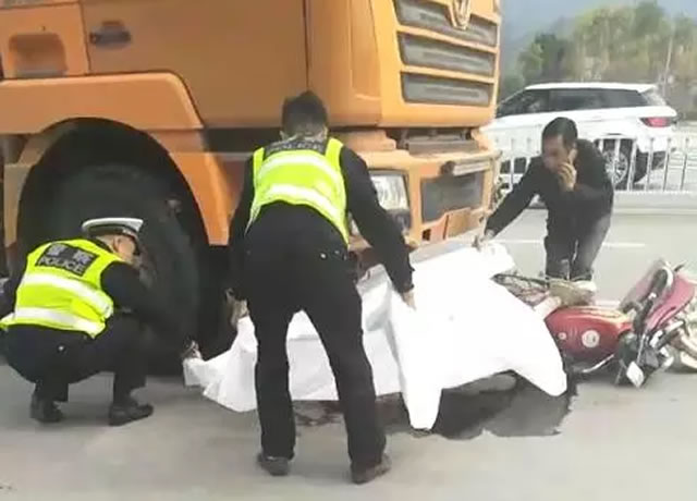 赣县发生特大交通事故,4人当场死亡!惨烈慎入！