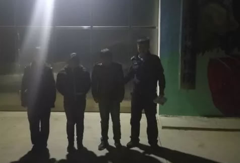 车牌是假的！花的钱也是假的！这对夫妻“厉害”了！