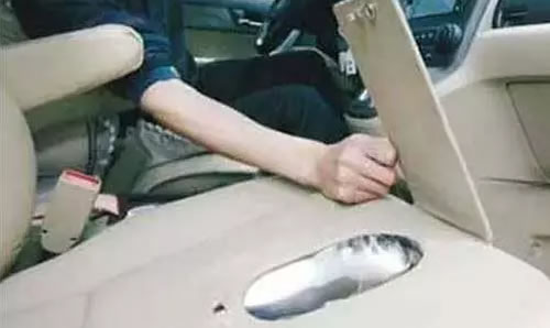 五大奇葩汽车发明，车载厕所