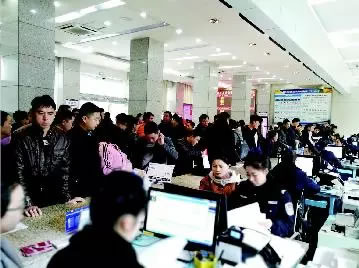 巴城车管所新车上牌挤爆了，可就近办理！（附车管所电话）