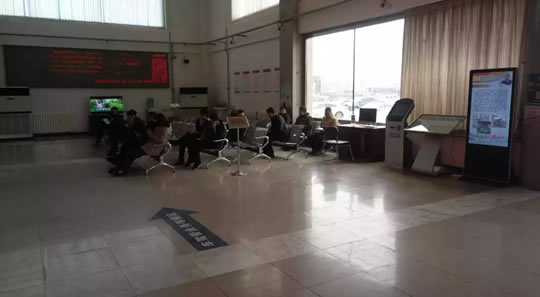 增设群众等候区