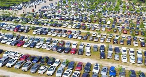 没车位不给上牌，解决停车难，看看日本的“绝招”