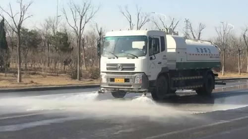 环卫作业车辆挂牌上路作业的困惑