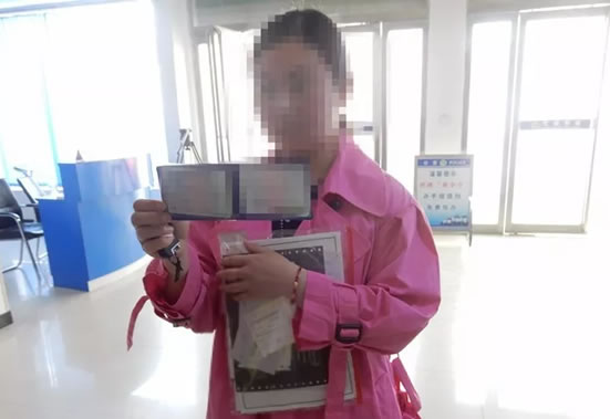 杞县第一辆新能源汽车上牌啦