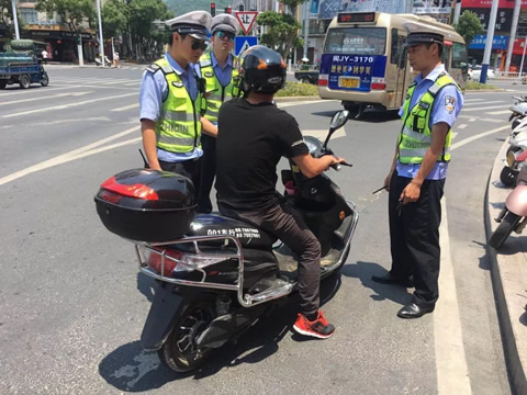 福鼎史上最严电动车整治追踪:无牌、套牌的,不得上路!