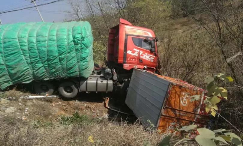 两个车牌号码发生车祸的易理案例分析