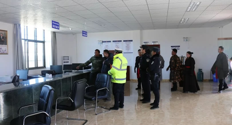 班戈县公安局车管所成立！