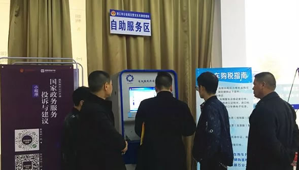 交管业务“放管服”,潜江市车管所“一站式”服务方便群众