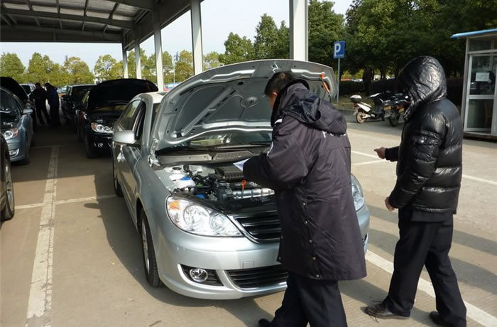 给汽车上牌，简单记事儿！