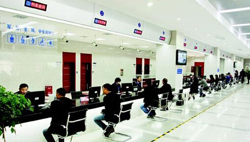 今起宜昌车主购买的进口车可直接到车管所上牌了