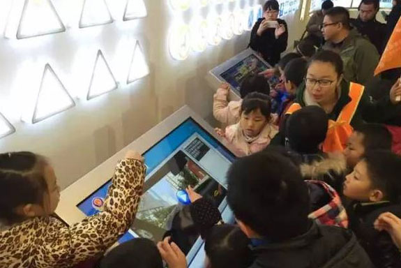 河北廊坊市车管所11月7日启用冀RW!A!!等多个新车牌号段